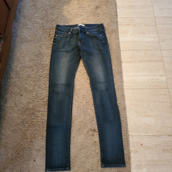 Uniqlo Ultra Stretch Jeans - Picture 5 of 5